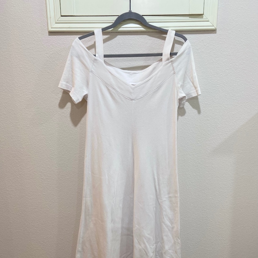 Three Dots White Shoulder Cut Out Dress